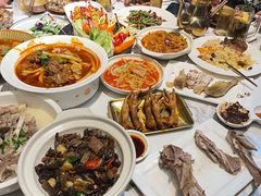 -贯贯吉·清真餐厅(浙江中路店)