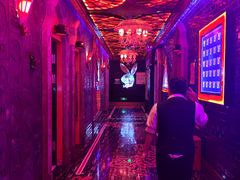 -UK派对KTV(日月广场店)