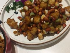 宫保山药-小六汤包砂煲菜(文景路店)