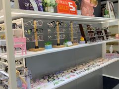 -沫芮眼镜·蔡司·依视路·尼康明月(环创店)
