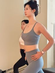 -小黑裙瑜伽·普拉提