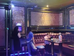 -欢乐迪KTV(南坪上海城店)