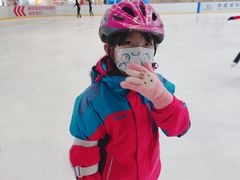 -陈露国际冰上中心(天津嘉里汇店)