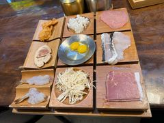 -银米·云南传统过桥米线(双廊黑金冠店)