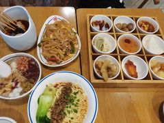 -蓉李记成都名小吃(武汉菱角湖万达店)