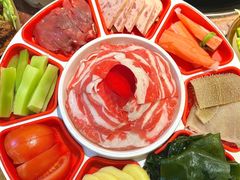 -赵美丽·重庆社区火锅·直营店(火车东站·中豪国际店)