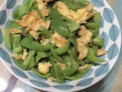 -爱的果实月嫂育婴师(世纪东方店)