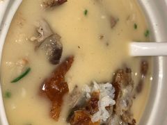 鸭架泡饭-雀蓝川菜(奥体广场店)