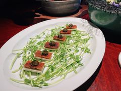 鱼子酱脆皮松板肉-解香楼(八盘岭路店)