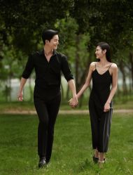 -喜爱高定婚纱摄影