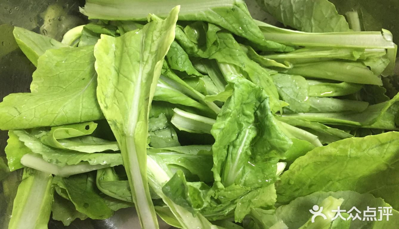 养生健康的绿色菜汤之小白菜粉丝汤