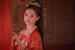 -汉仪华裳汉服馆(打浦桥店)