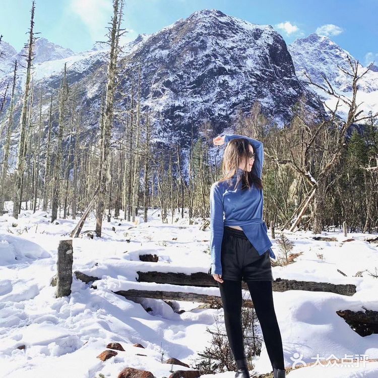 雪中泡温泉|古尔沟华美达温泉酒店