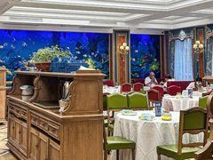 -品海楼·大连海胆锅贴馆(东港店)