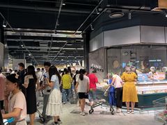 -胖东来生活广场(健康路店)