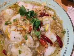 老坛酸菜鱼-胡桃里音乐酒馆(仓山万达店)
