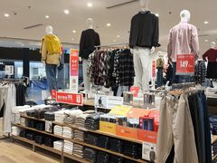 -优衣库(太原茂业天地店)