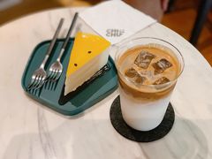 -彳亍咖啡·这里(水湾路店)
