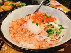 双层金枪鱼腩泥温泉蛋盖饭-沼津港渔市(宏伊国际广场店)