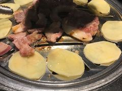 -韩聚屋韩国烤肉餐厅(新北万达店)