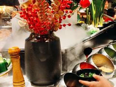 -洪氏嗨捞·猪肚鸡火锅(阳光天地店)