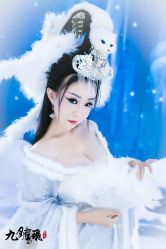 -九月鹰飞汉服摄影工作室