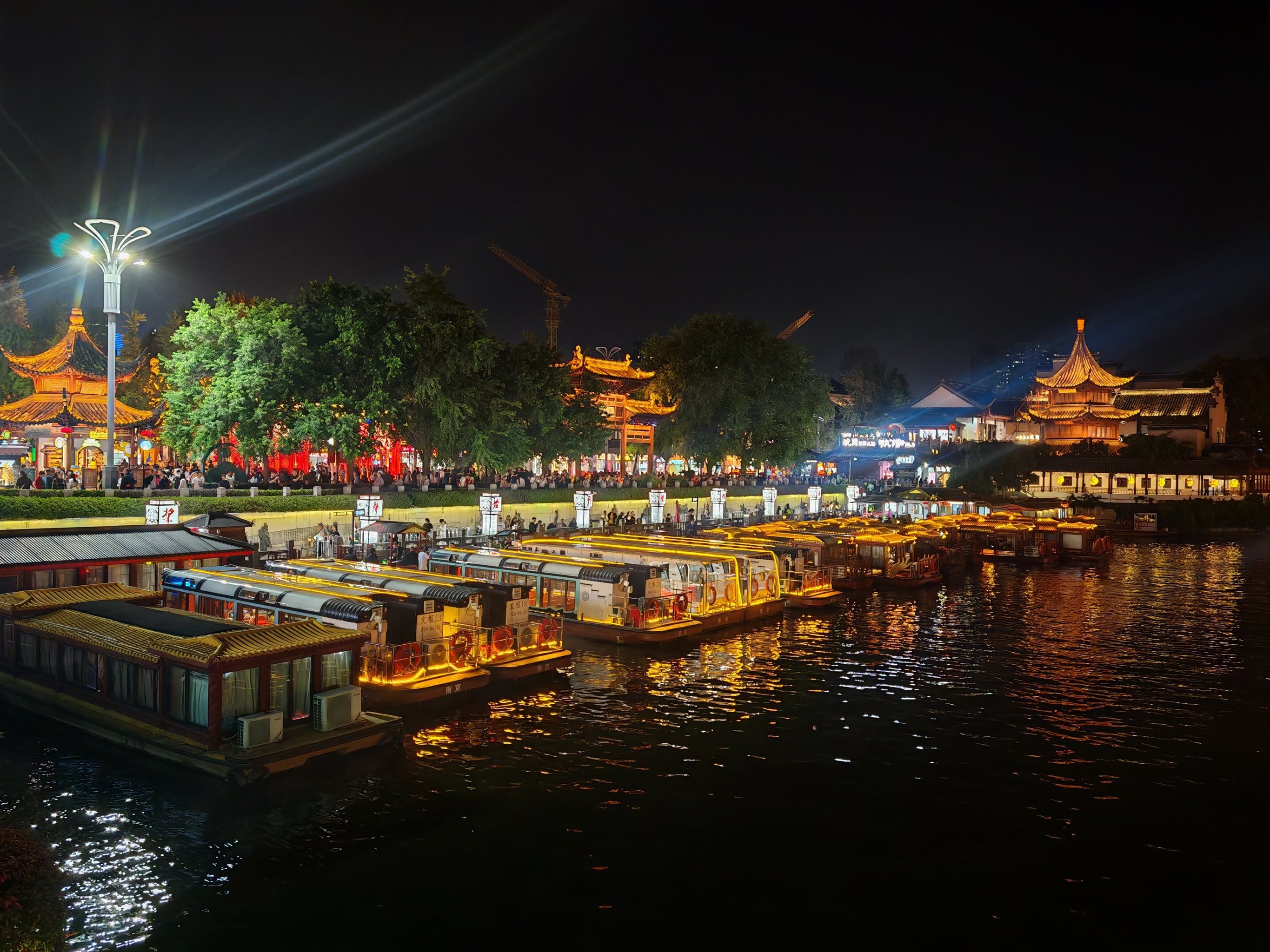 泮池中心广场的文德桥非常适合打卡拍照#夜游夫子庙#夫子庙#南京