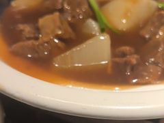 鲍汁萝卜牛腩煲-留半山·香港食堂(啦啦宝都店)