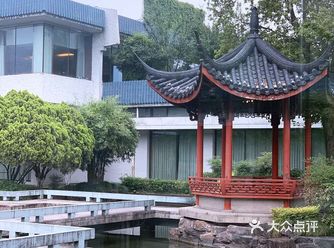 环境：姐姐最近在坐月子，看来看去选了找个地方