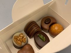 夹心巧克力-Laderach 莱德拉(上海环贸iapm店)