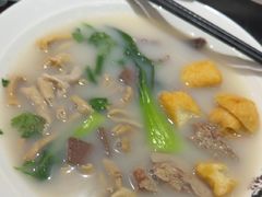 -大脸鸭记鸭血粉丝·小锅米线(水游城店)