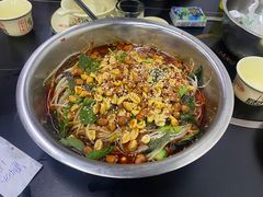 -周良天山牛杂城(天山路总店)