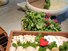 -慢丽江·云南野生菌土鸡锅(西山店)