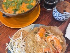 -Pad Thai Kratong Thong by ama
