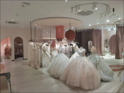 -PAI婚纱礼服设计馆【大牌租赁/高级定制】