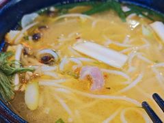 -桥香园过桥米线(国贸店)