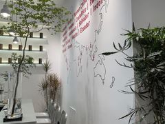 用餐区-Gee Coffee Roasters (万象城店)