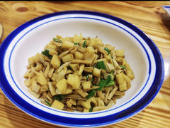 扑豆角炒藕丁-红旗大食堂(君悦紫园店)