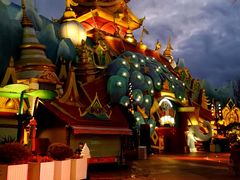 -七彩云南欢乐世界