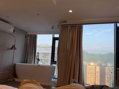 -闲隅江景艺术酒店(解放碑洪崖洞总店)