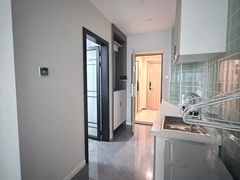 -芷迹江景酒店(五一广场汇景城店)