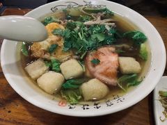 牛杂粉干汤-牛小隆牛肉面馆(四牌楼店)
