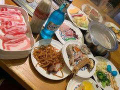 -钦瓦台时尚自助餐厅(银泰城店)