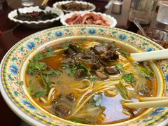 -金杨拉面王小吃面馆·牛三宝面·红烧牛肉粉