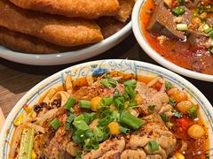 -肖四女乐山跷脚牛肉(滨江天街店)