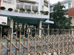 -武汉市洪山区武珞路小学