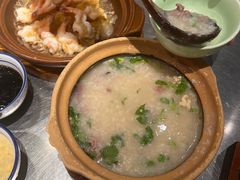 潮界生滚牛肉粥-潮界(虹桥新天地店)