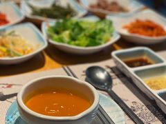 南瓜粥-唯成•韩国炭火烤肉 유성고기