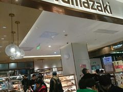 门面-山崎面包(静安久光店)