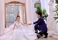 -洋洋婚纱品牌集合店
